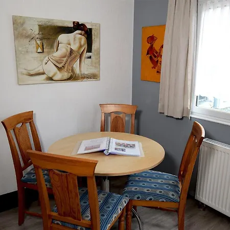 Holiday home Kleines Mobilheim 1003 Nideggen